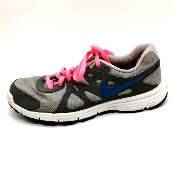 Nike Womens‎ Sneaker Gray Revolution Shoe Athletic Low Top Lace Up Round Toe 8.5 - Picture 1 of 10